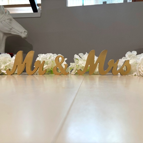 Mr & Mrs Tabletop Wooden Lettering in Gold - Picture 1 of 3